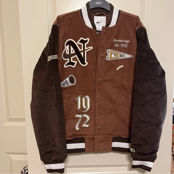 NWT Nike Therma Fit Varsity Jacket, Men’s Sz Medium, Brown - Picture 3 of 15